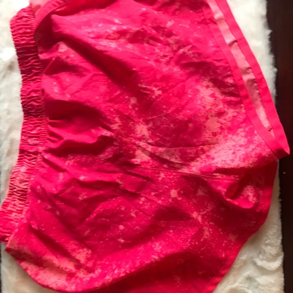 Old navy running shorts - Picture 3 of 3